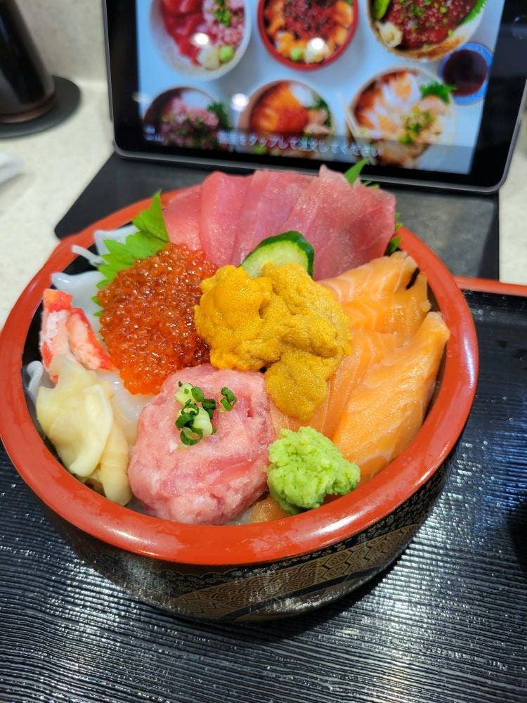 まぐろ亭