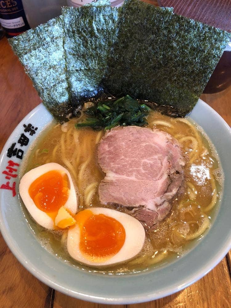 横浜ラーメン吉田家