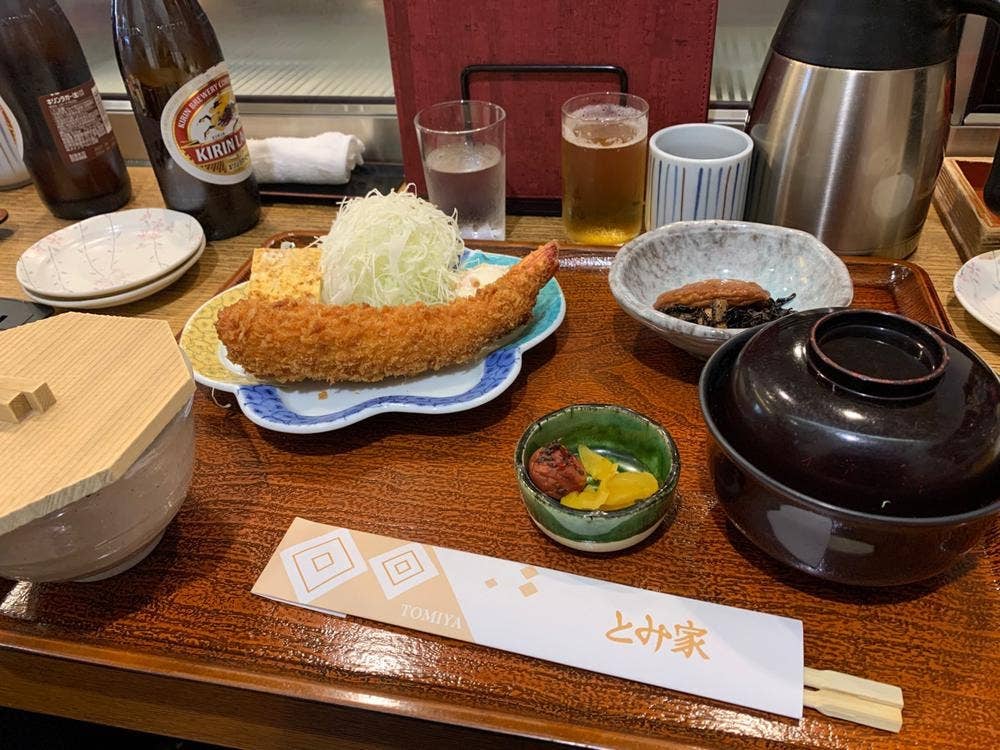とみ家