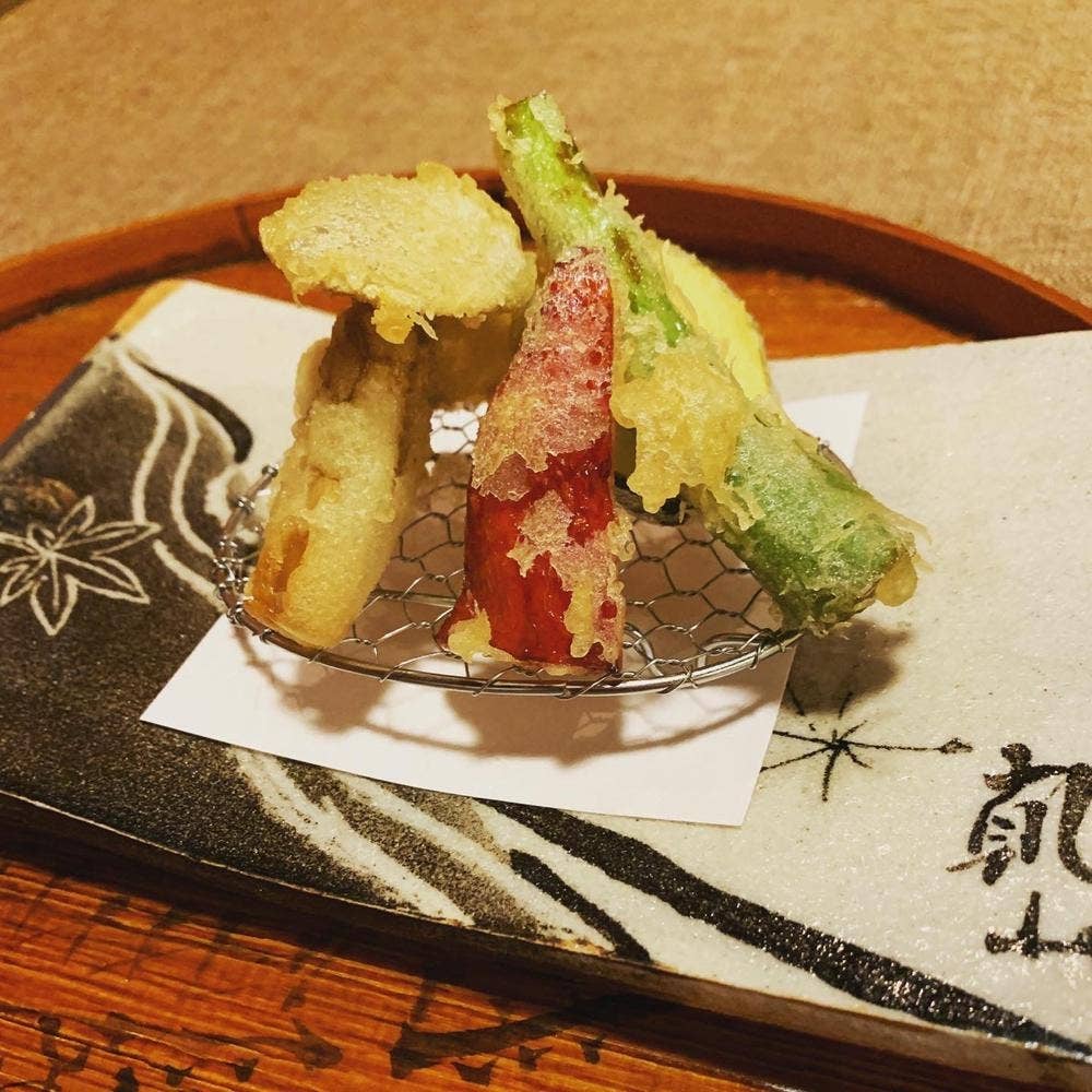 日本料理 こもりく