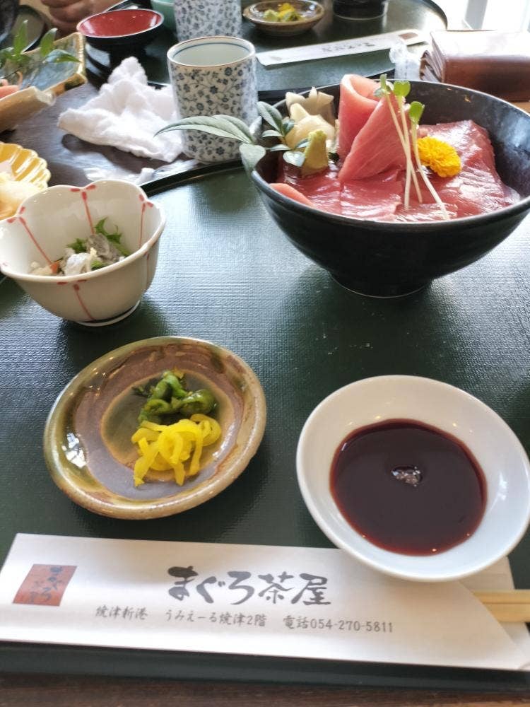 まぐろ茶屋