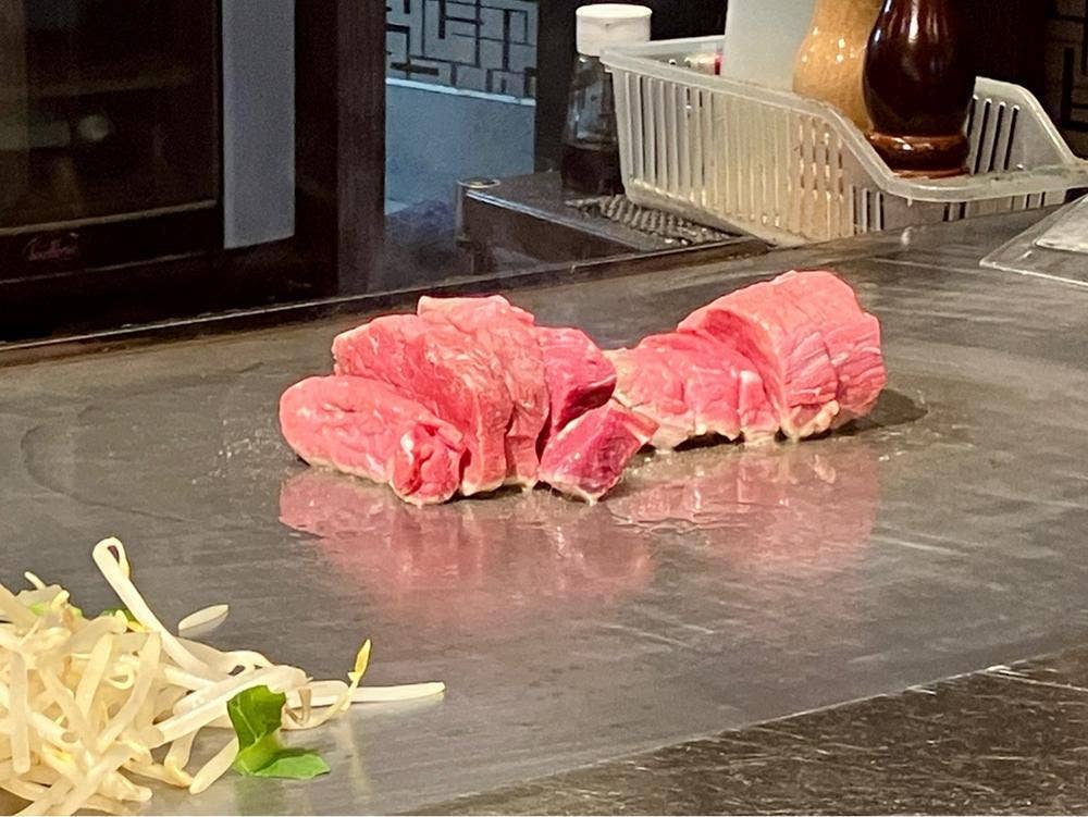 ステーキハウス 晢