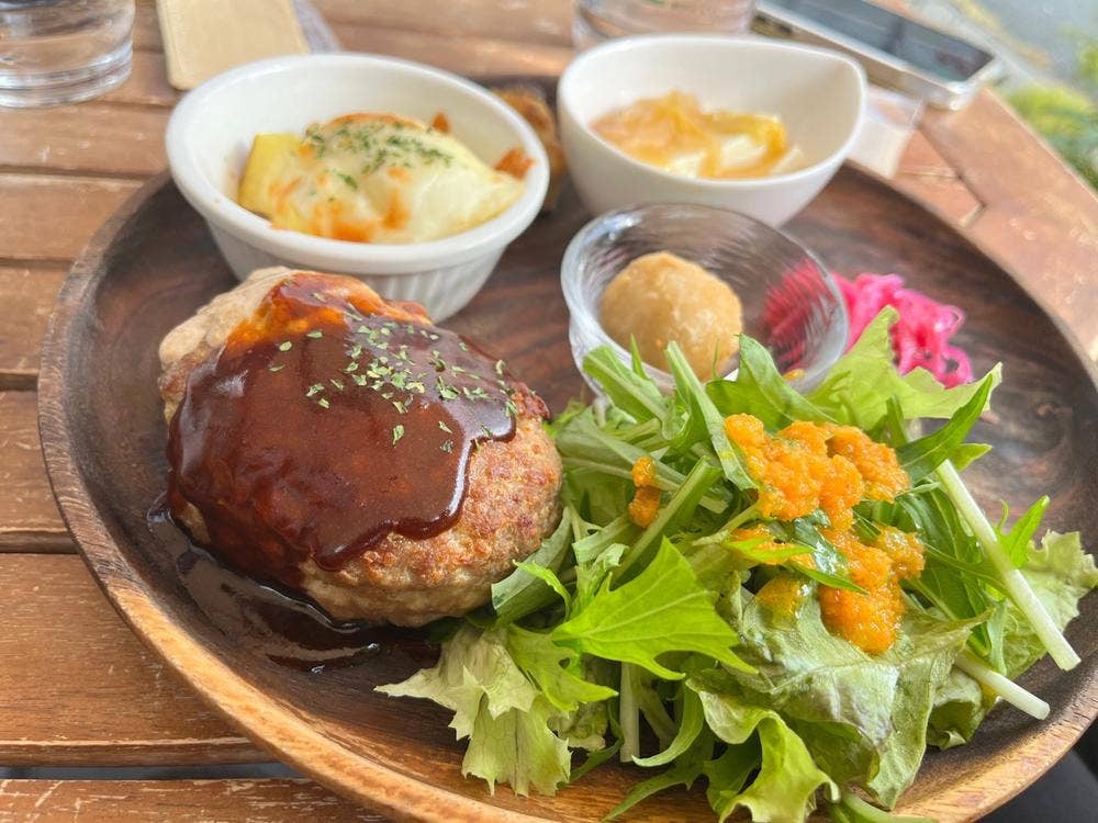 Cafe terrace kikinomori