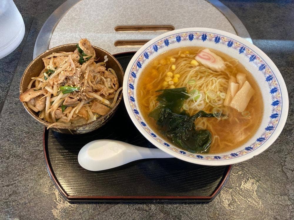 なみえ肉食堂