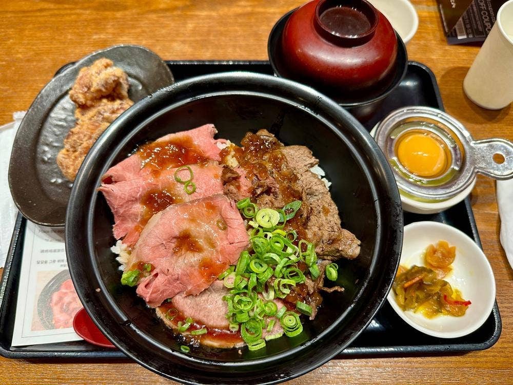 ローストビーフ YOSHIMI 三井アウトレットパーク入間店