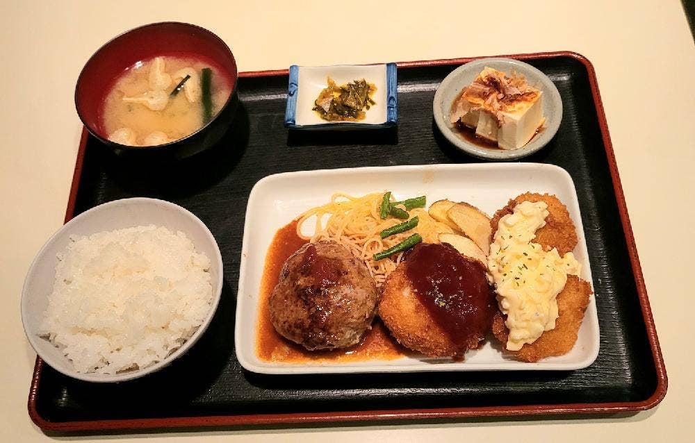洋風居酒屋 クロネコ食堂1