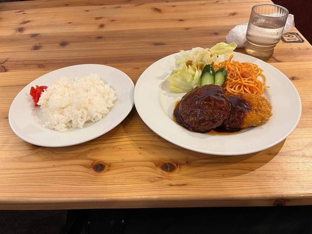 喫茶店 ピノキオ 郡山筒井町店