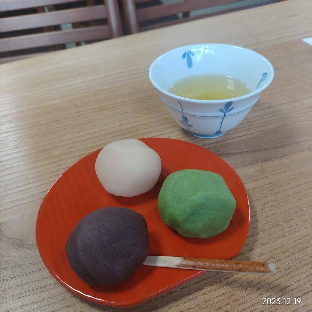 新鶯亭