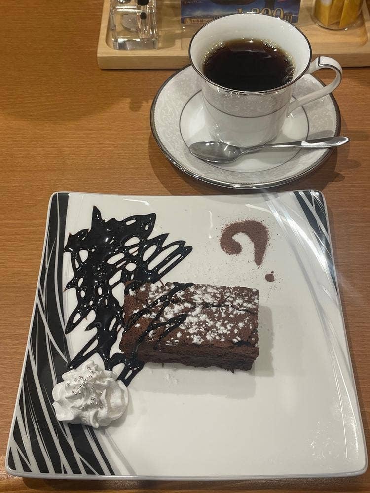 ミステリーカフェ 謎屋珈琲店 金沢杜の里店