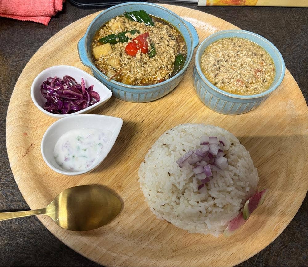 AYESHA KITCHEN