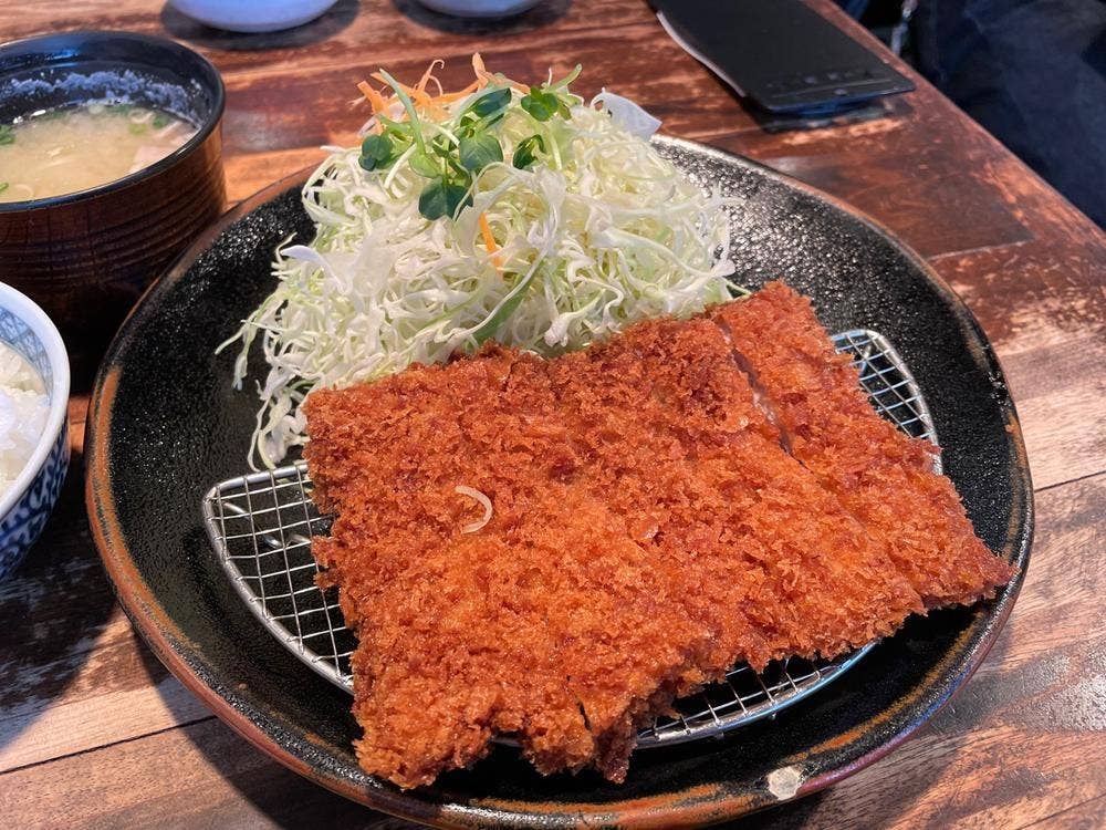 不二かつ 日向本店