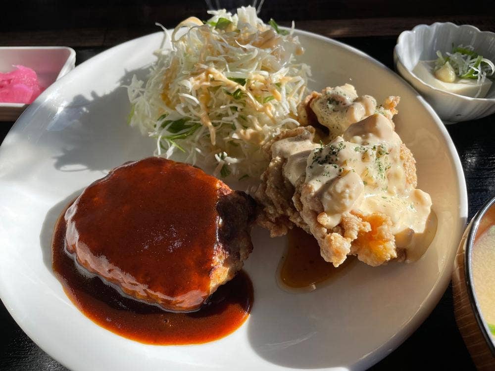 めし処 はらへった