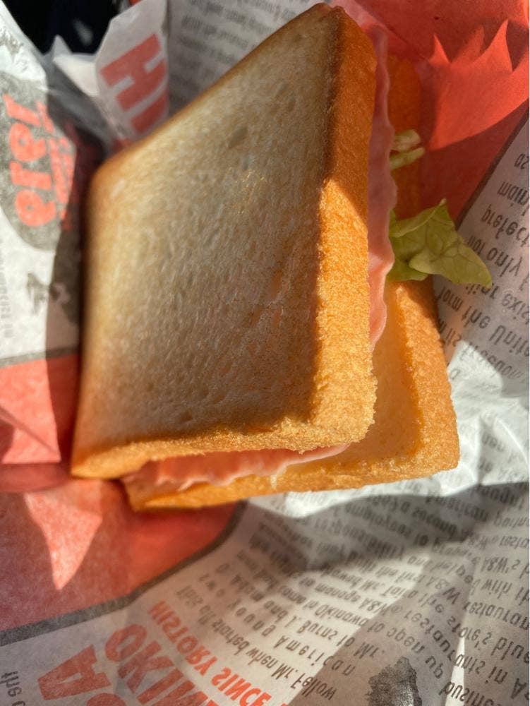 A&W 北谷店