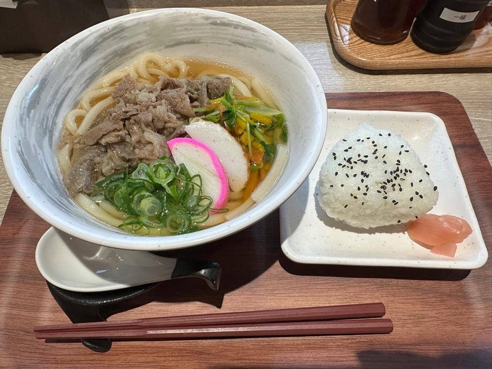 松阪肉 肉うどん専門店 青柳