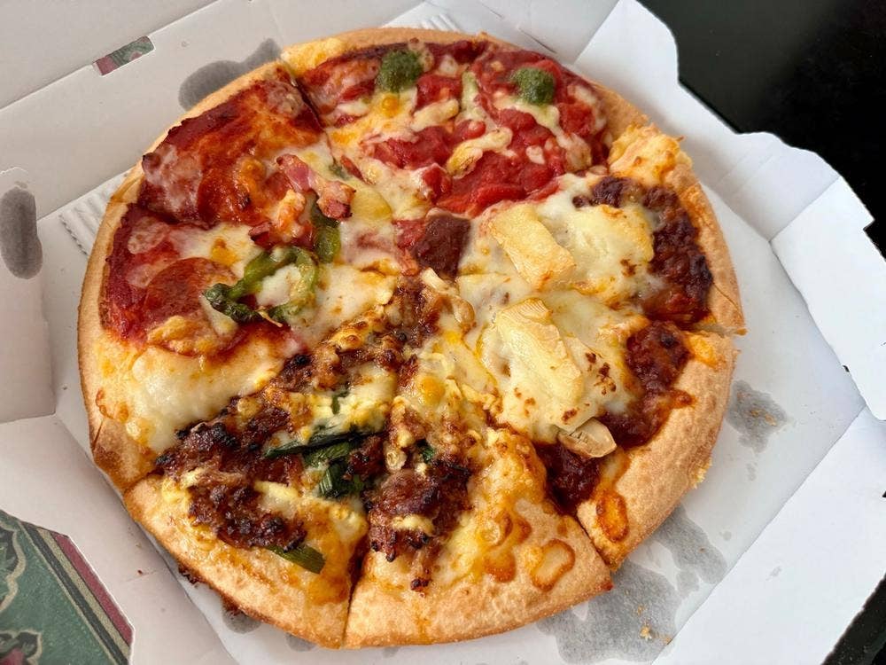 ピザハット リブロス浜松笠井店