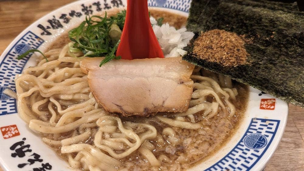 小僧またおまえか。