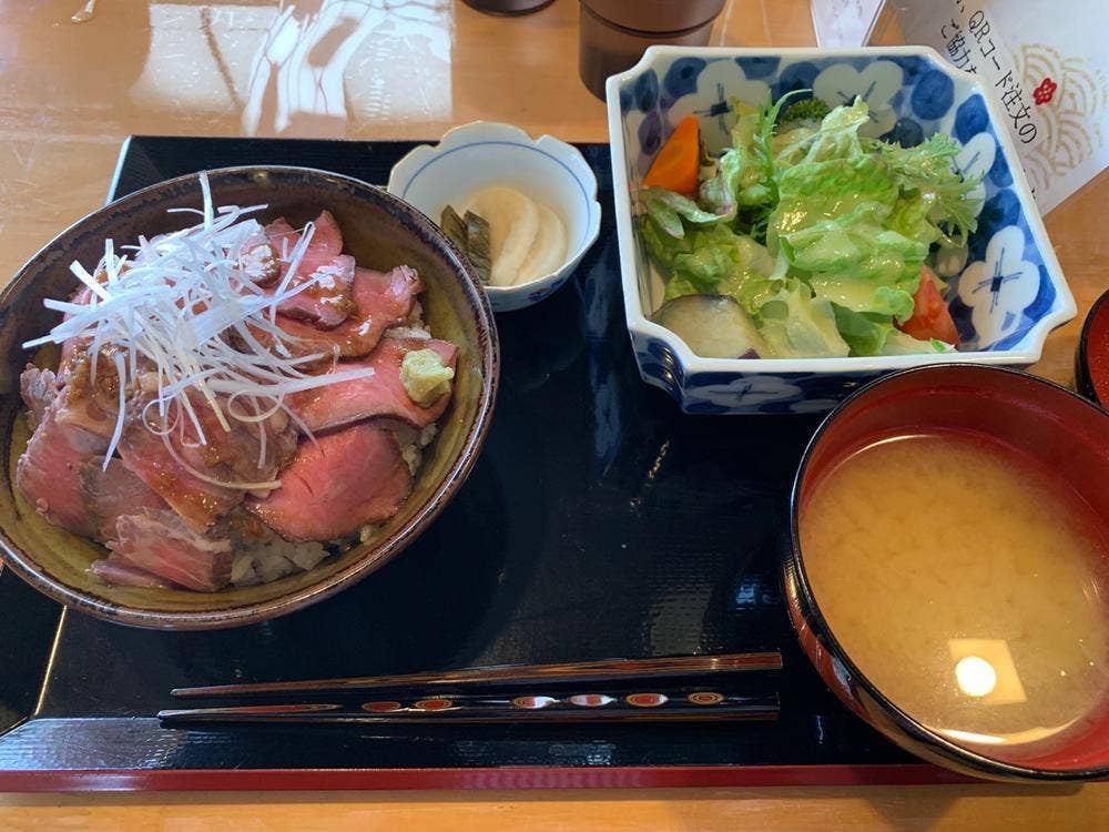 食事処 勤晴