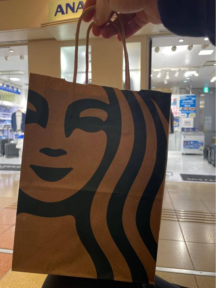 スターバックス コーヒー 羽田空港 蔦屋書店