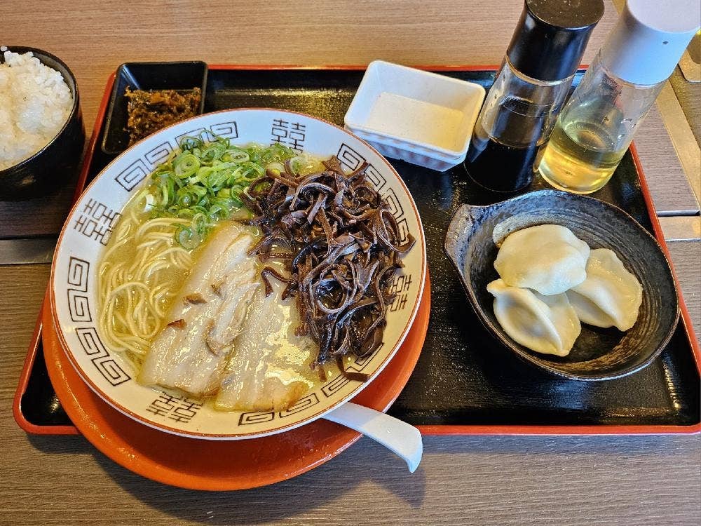 博多屋台ラーメン なかちゃん