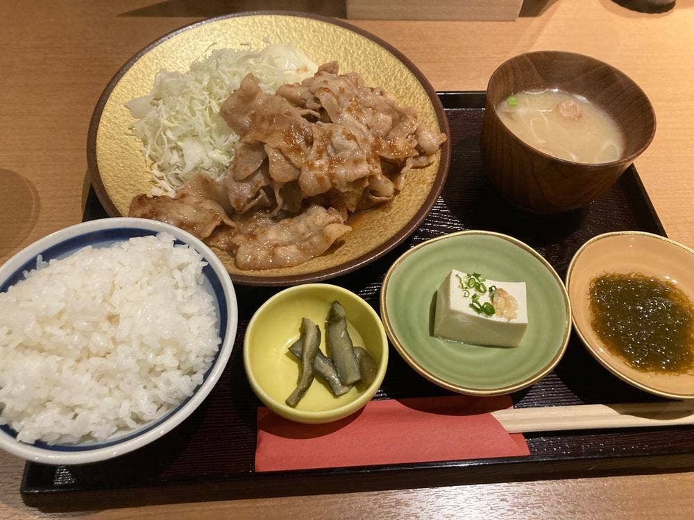 鉄板焼なかた