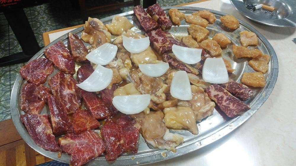 だるま焼肉店