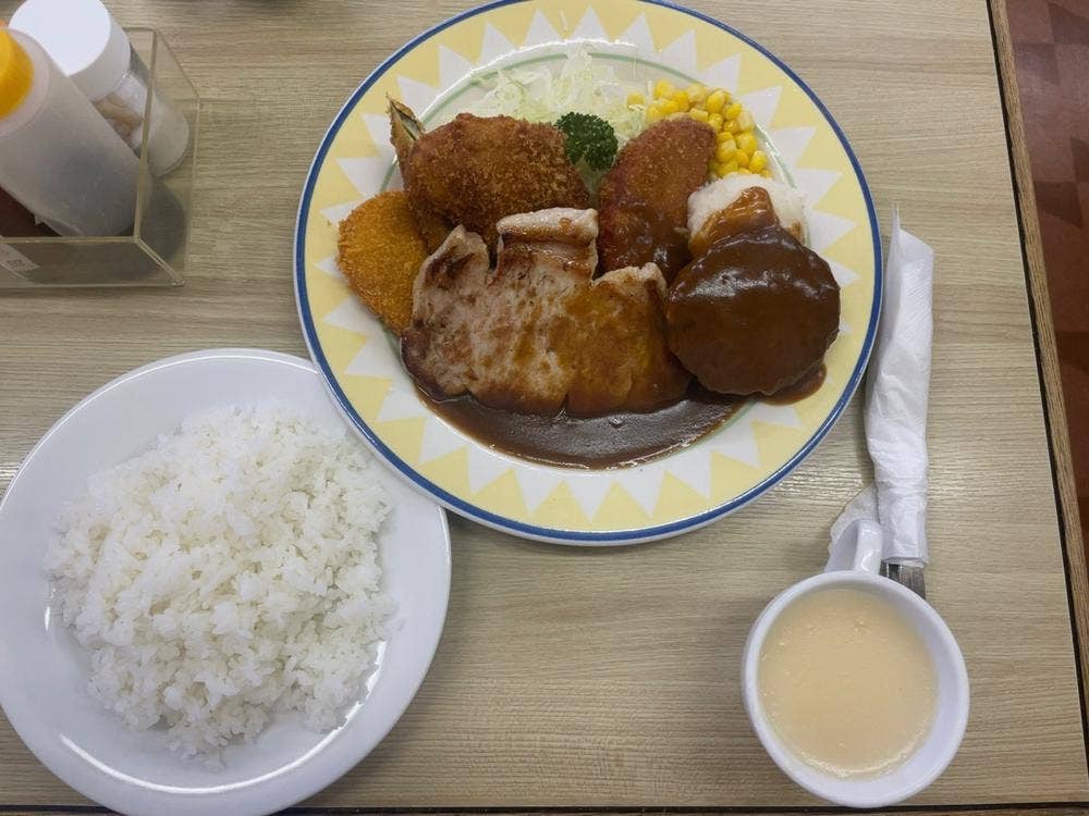 洋食 ZORO
