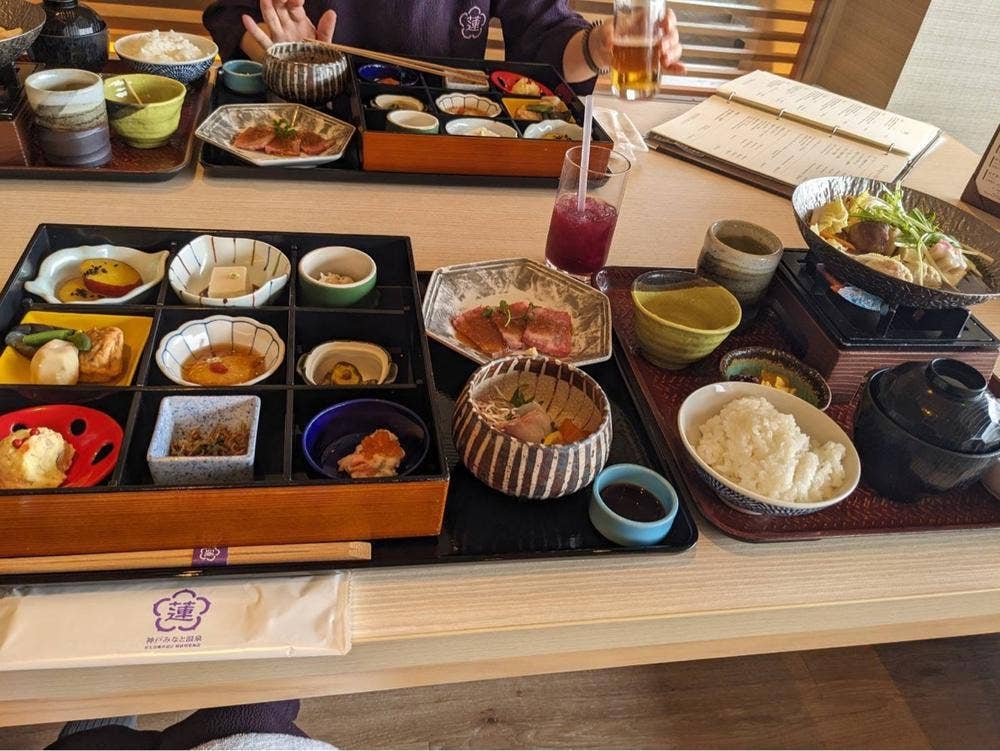 御食事処 水蓮 神戸みなと温泉 蓮