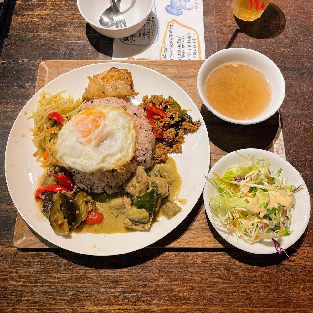 アムリタ食堂
