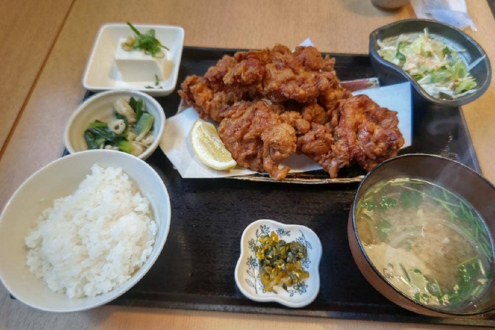 家庭料理じんけ