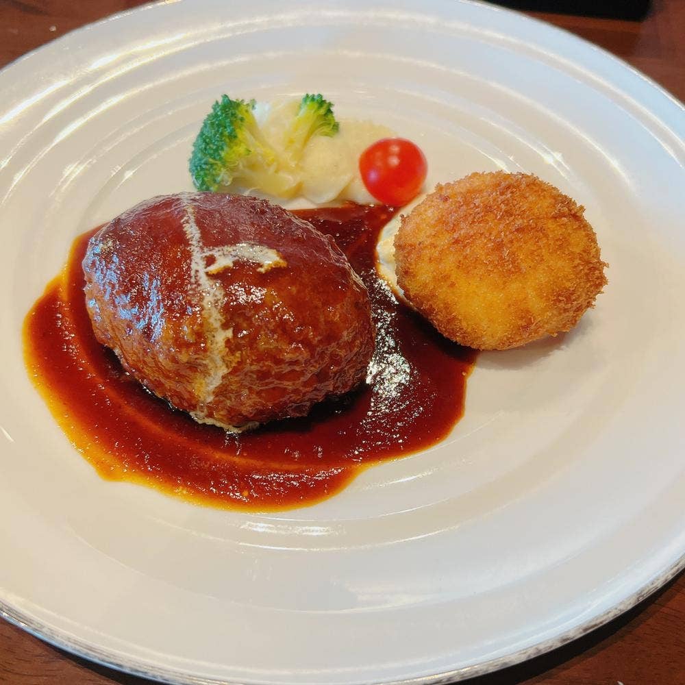 洋食家 さくら Simple European Restaurant