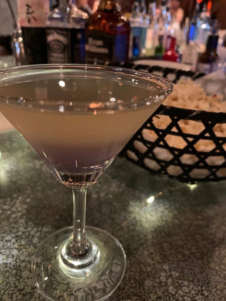 bar moon walk なんば店