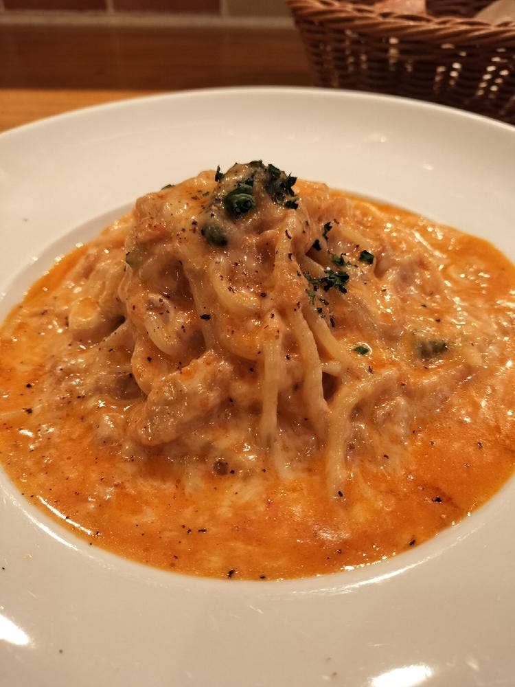 シャンパン食堂