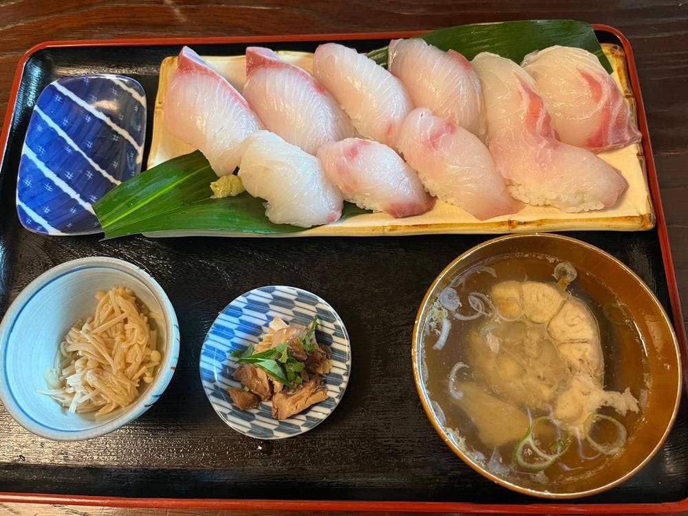 魚作