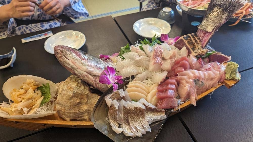 たかのや