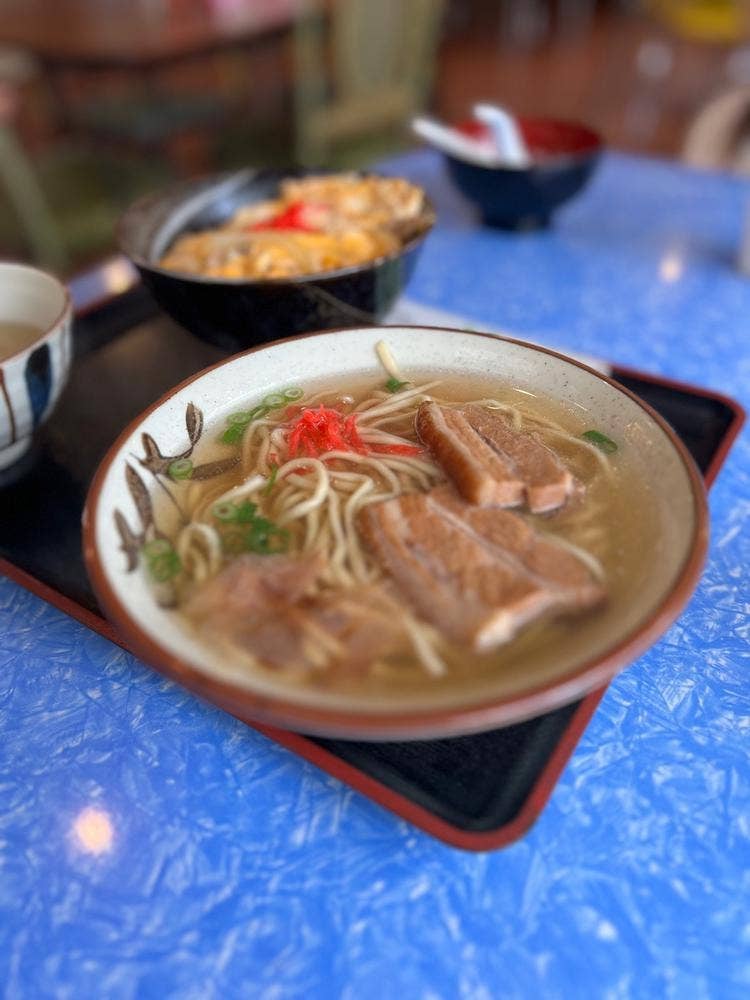 まるみつ食堂