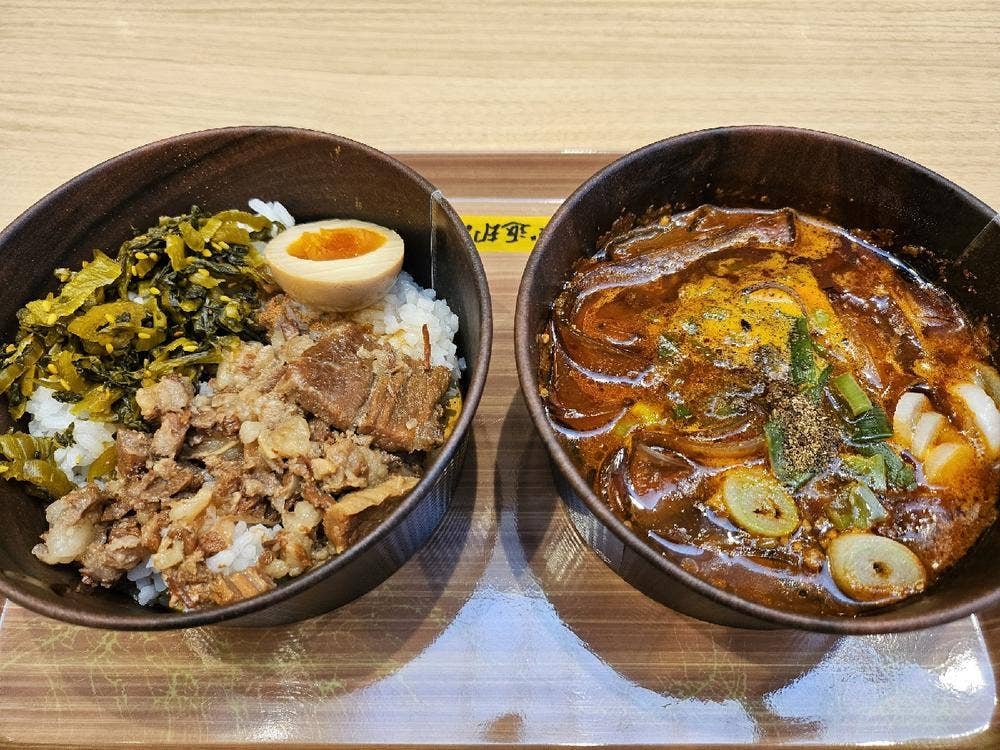 香茶 三井アウトレットパーク北陸小矢部店