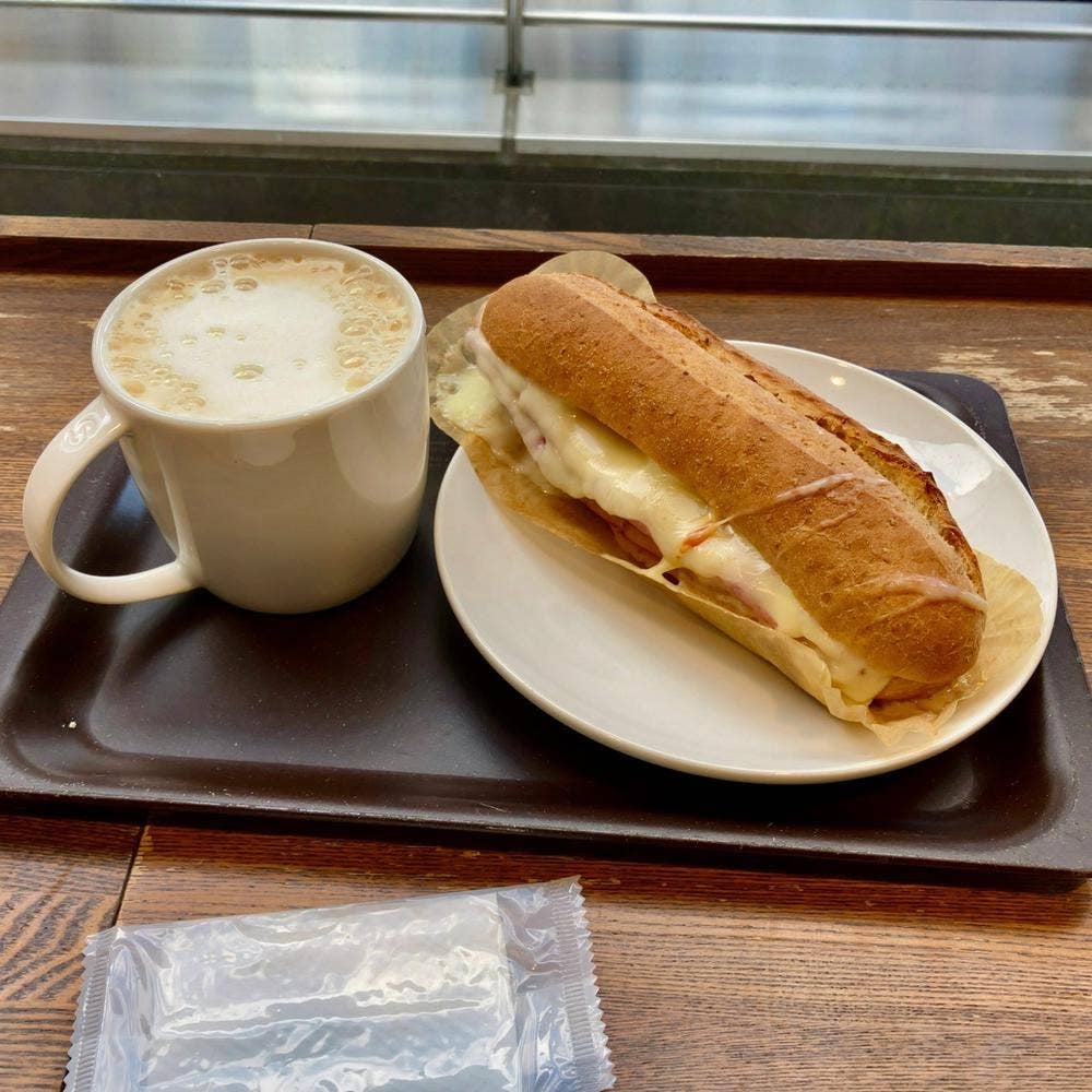 スターバックス コーヒー 新宿エルタワー店