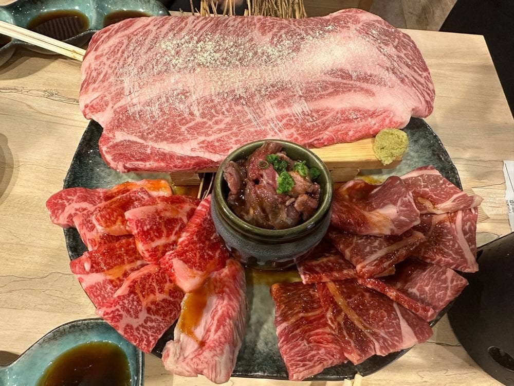 焼肉ホルモン かむら精肉店