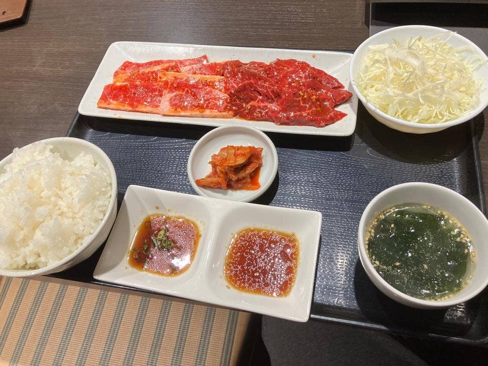 焼肉 かもん