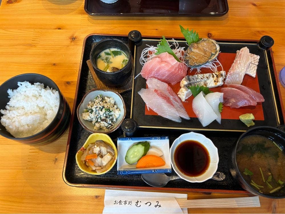 お食事処 むつみ