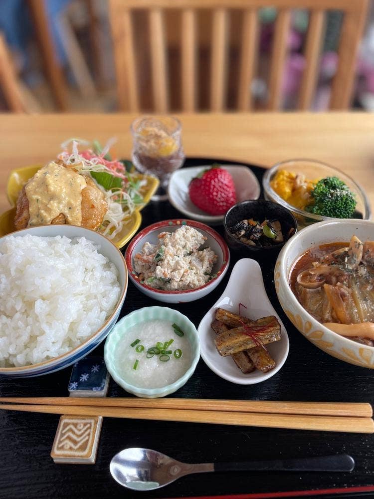 カフェ フラウラ
