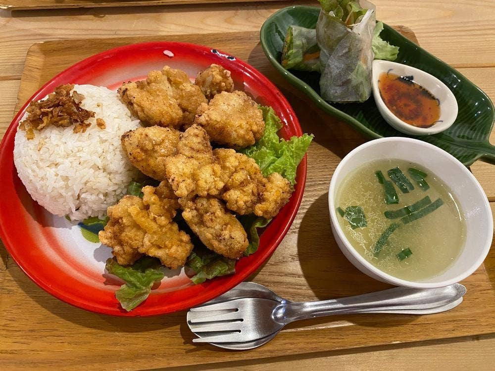 アジアの雑貨と喫茶 マムアンカフェ