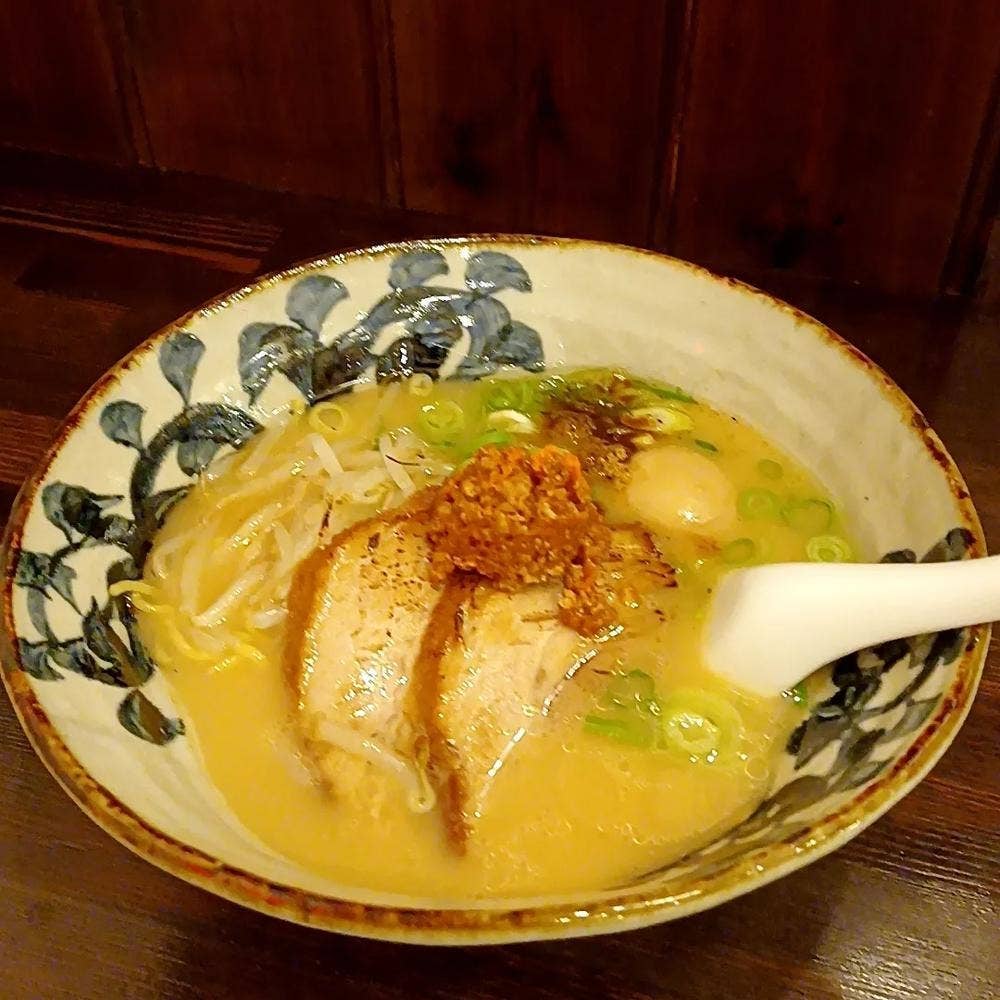 名物あごだし白湯らぁめん ひばり 津田店