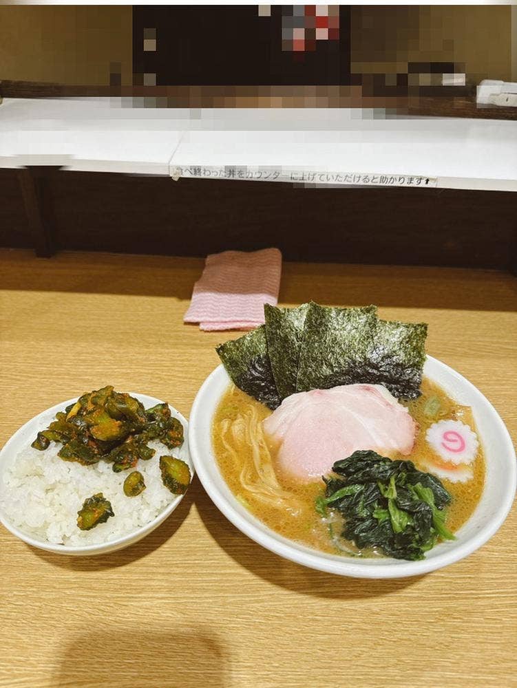 横浜家系ラーメン 蓮