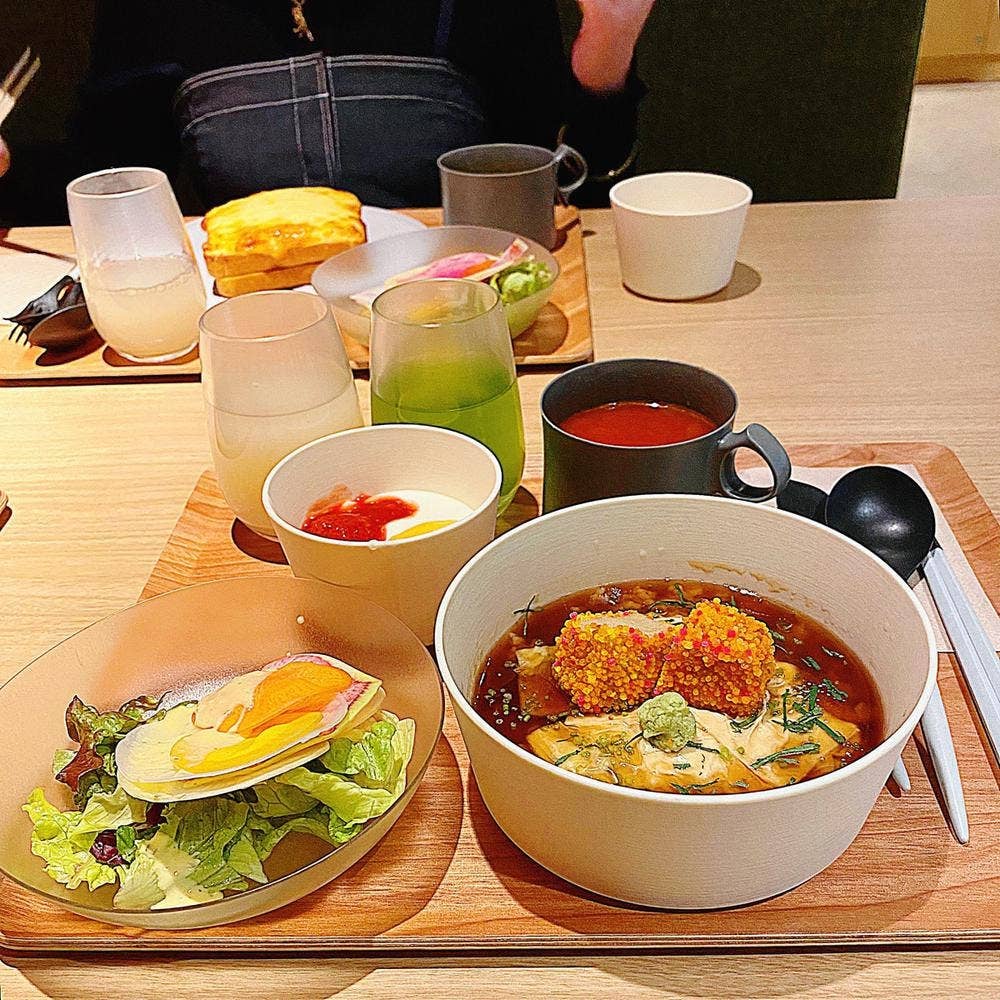 OMOカフェ OMO5金沢片町 by 星野リゾート