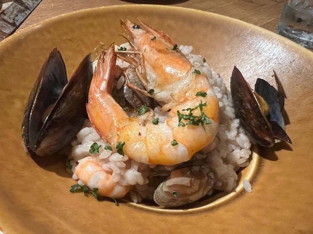 PISOLA 名古屋丹後通り店