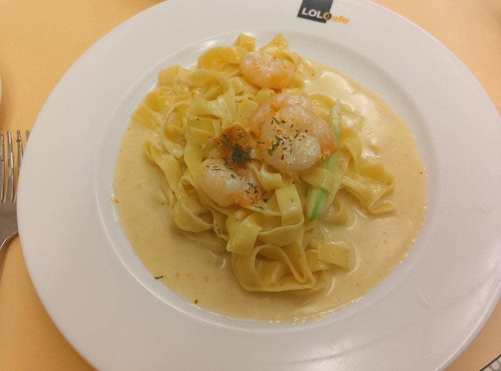 LOLO Cafe