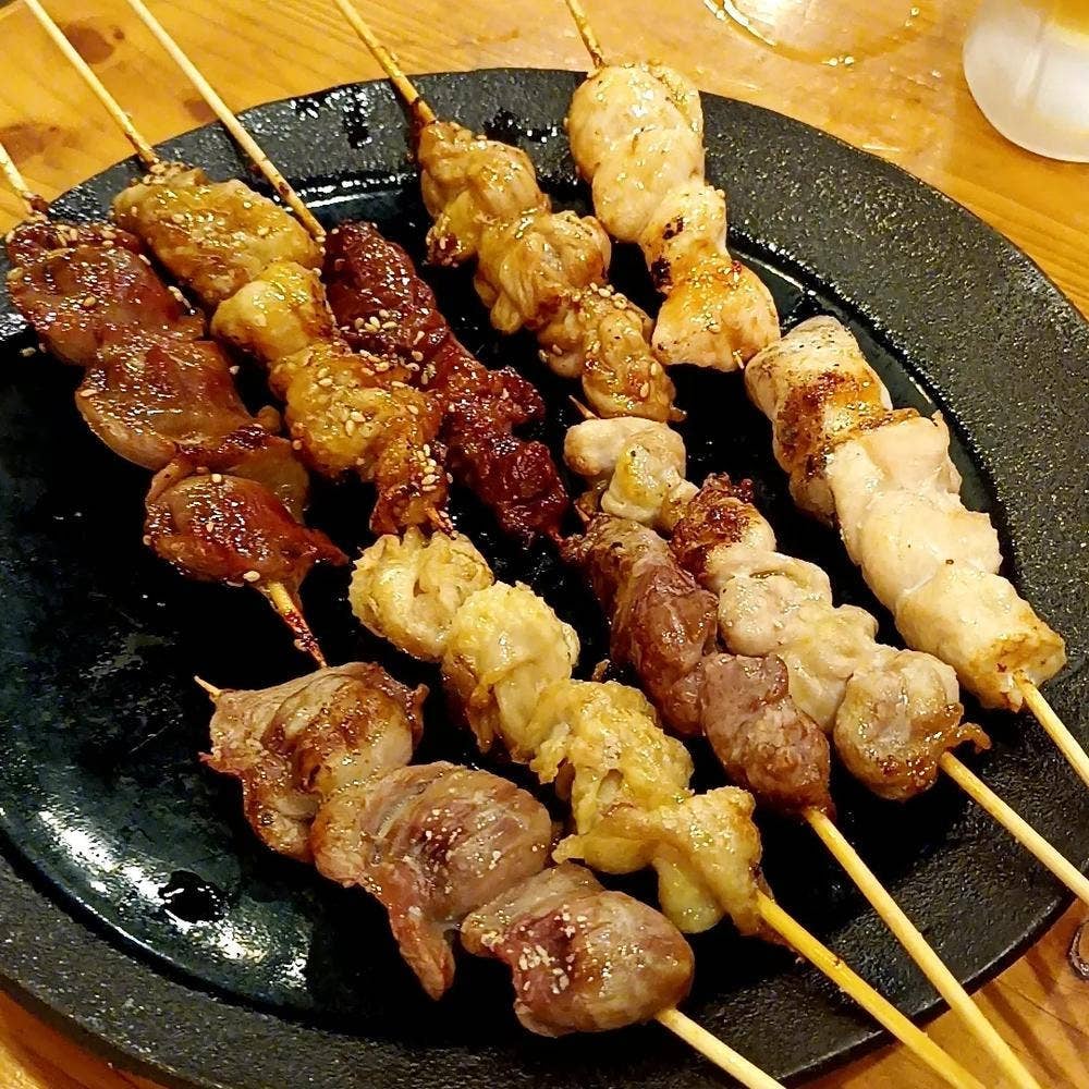 炭火串焼き やきとん 益次郎