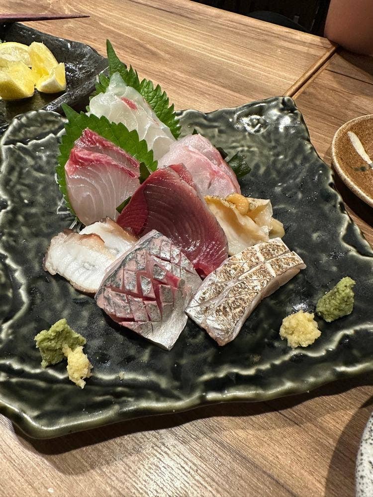 すし屋魚真 下北沢店