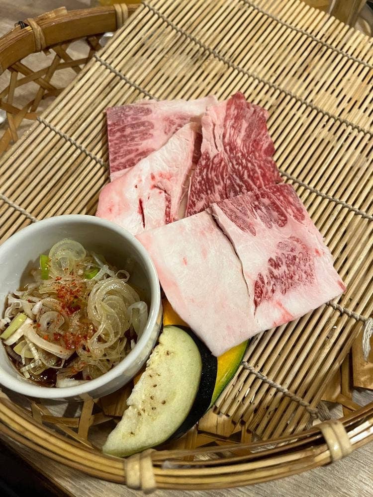 焼肉食べ放題 NIKULAB 松山二番町店